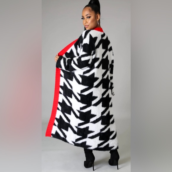 Aztec Cardigan - Picture 2 of 4